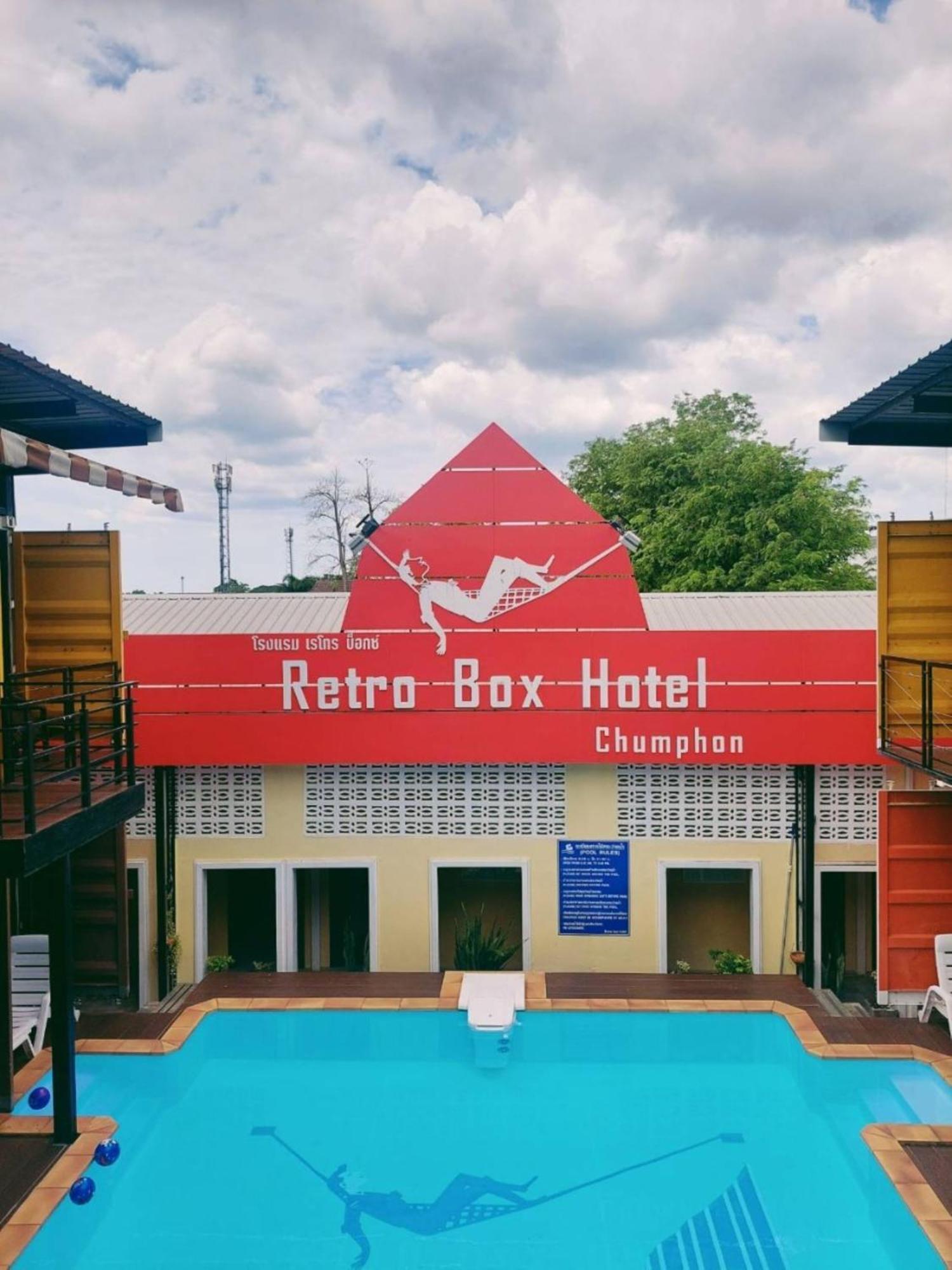 Retro Box Hotel Csumphon Kültér fotó