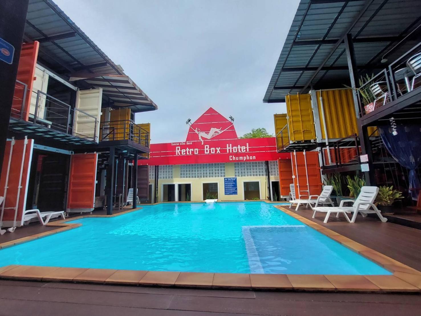 Retro Box Hotel Csumphon Kültér fotó